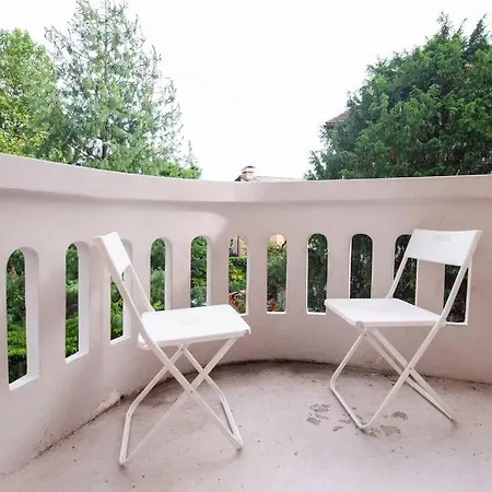 Apartman Socialist Experience In The Center Ljubljana